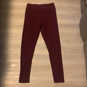 Maroon leggings